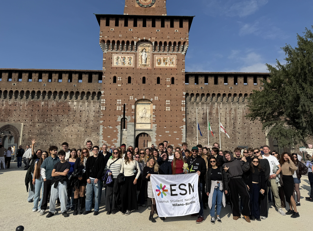 ESN Milano-Bicocca students together